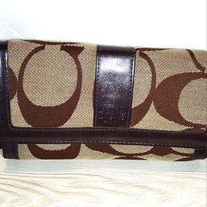 Authentic used Coach Wallet